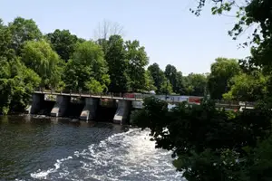 Roofing Contractor Manotick